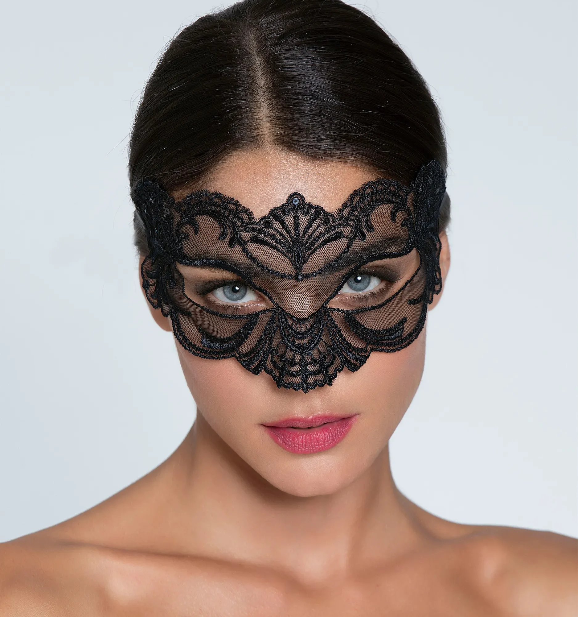aic9080_splendeursoie_masque_noir_7_1